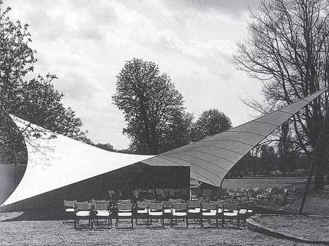 1955 年德国卡塞尔市联邦园林展项目的舞台设计