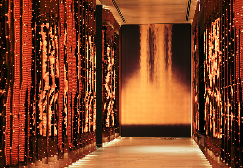 Mondrian_Doha_Morimoto corridor_designGlamorousco.ltd